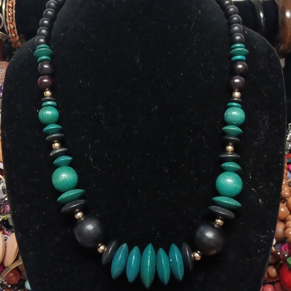 Green & Black Wood Necklace